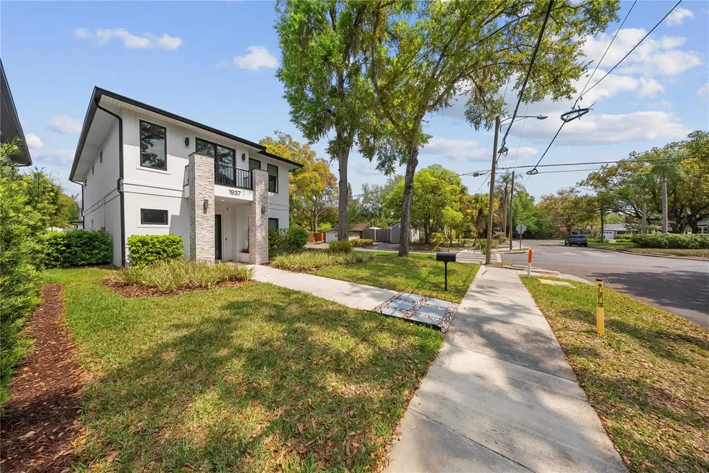1937 E Marks Street Orlando FL 32803
