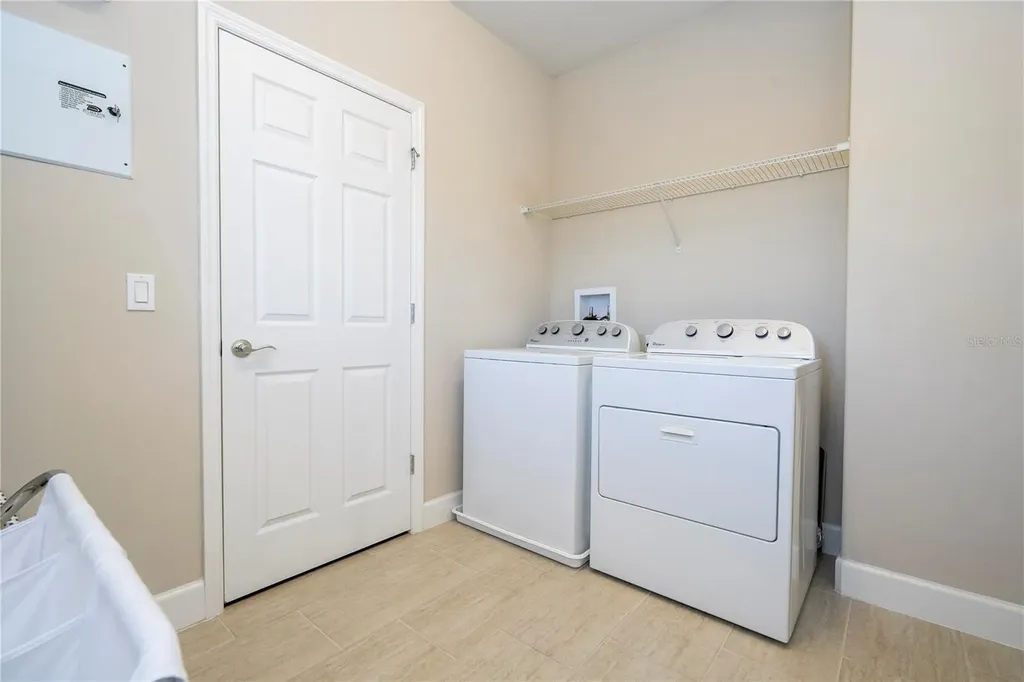 9442 Royal Estates Boulevard Orlando FL 32836