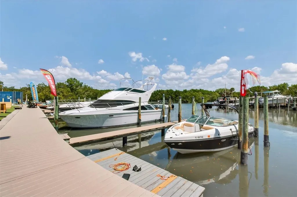2621 Cove Cay Drive Clearwater FL 33760