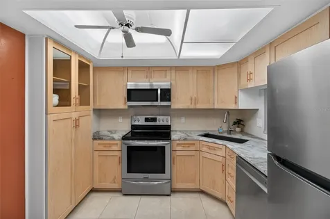 2621 Cove Cay Drive Clearwater FL 33760