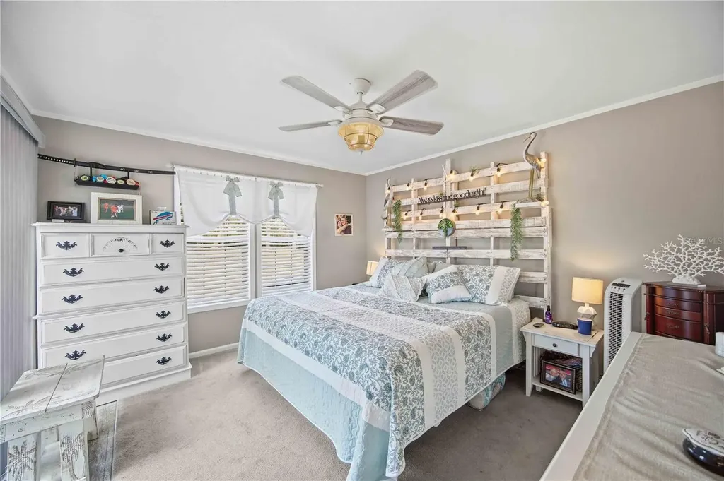 171 Crown Point Drive Nokomis FL 34275