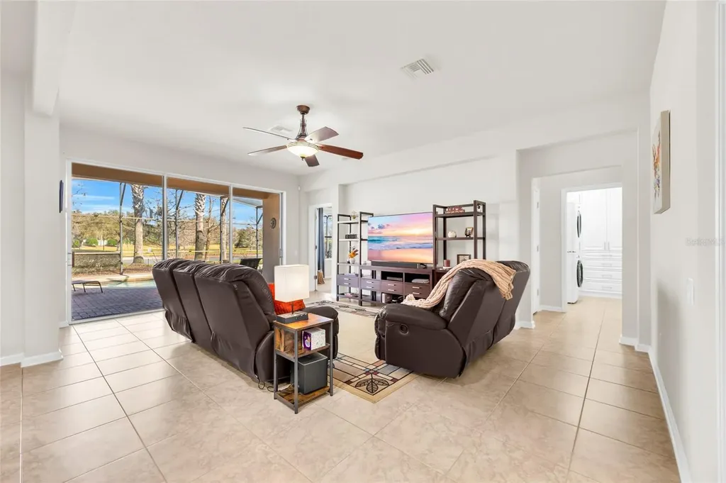 7961 Esta Lane Orlando FL 32827