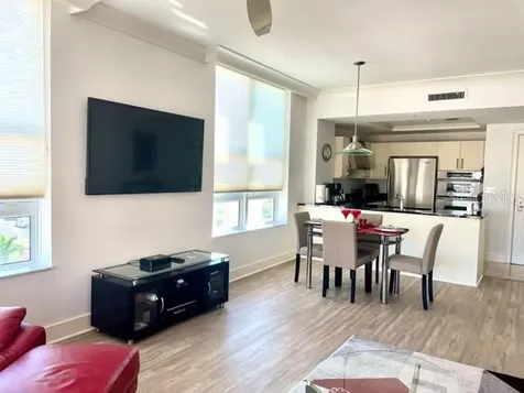 1350 Main Street Sarasota FL 34236