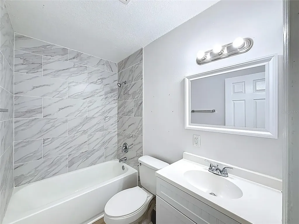 202 Fernwood Street Leesburg FL 34748
