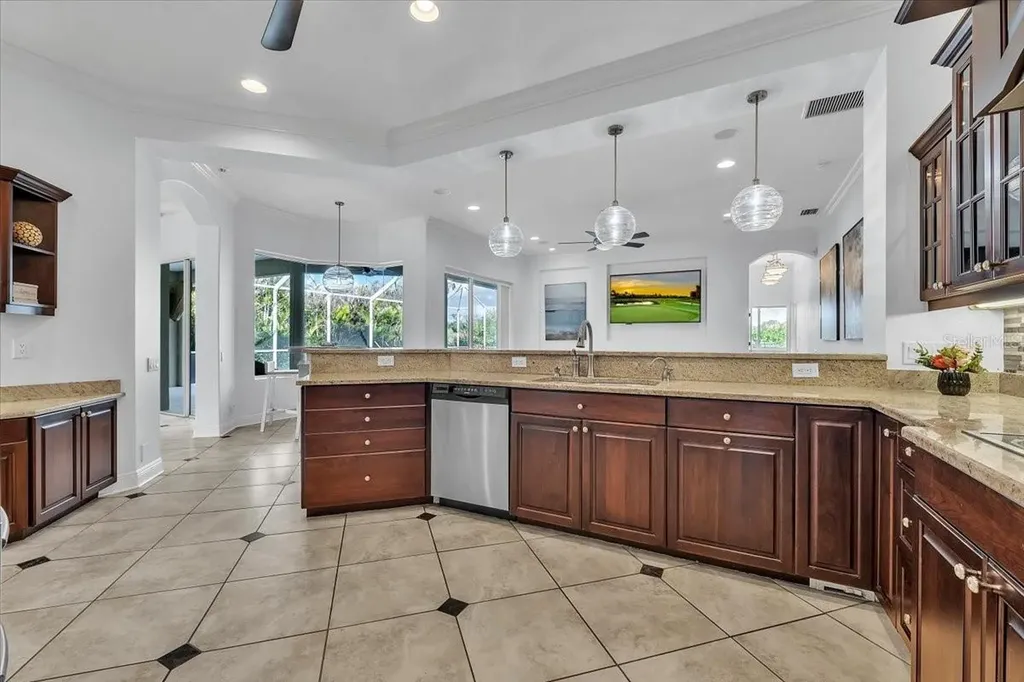 709 Country Meadows Way Bradenton FL 34212