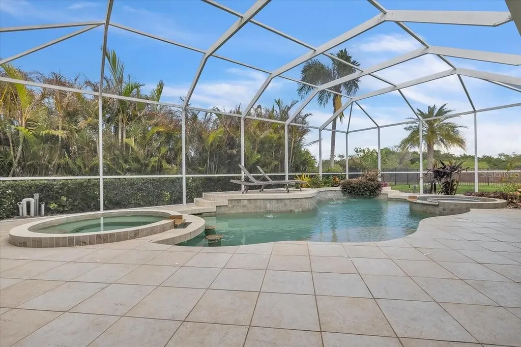 709 Country Meadows Way Bradenton FL 34212