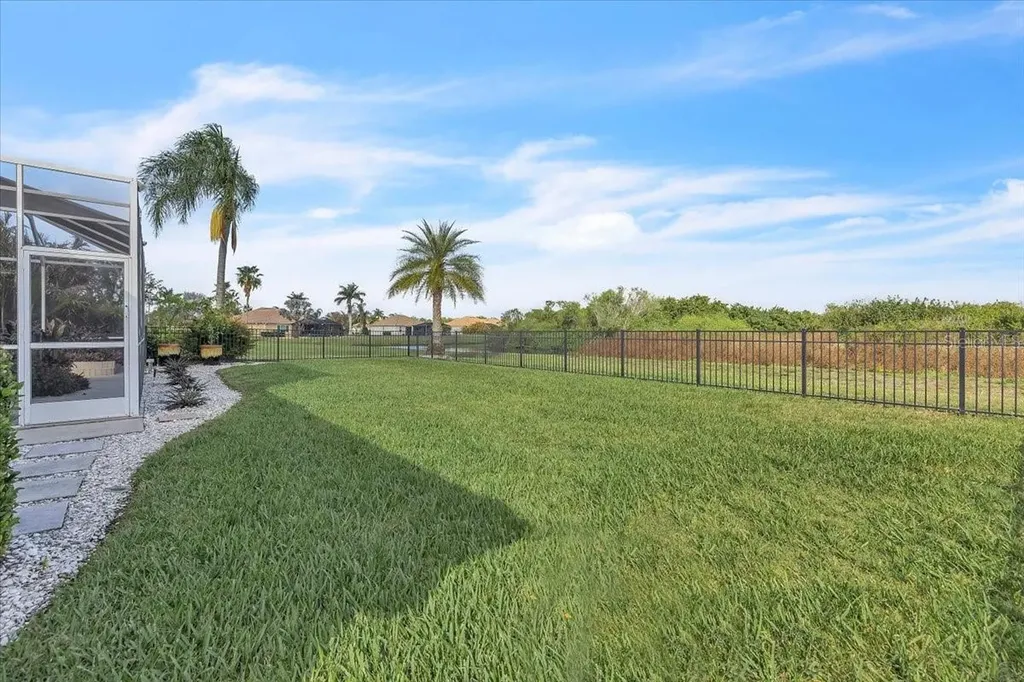 709 Country Meadows Way Bradenton FL 34212