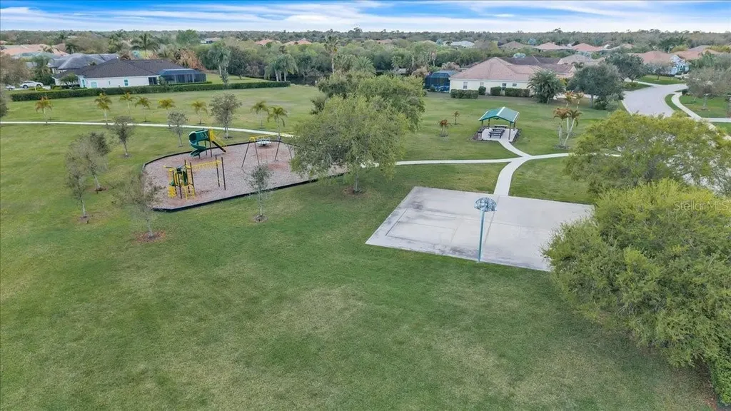 709 Country Meadows Way Bradenton FL 34212