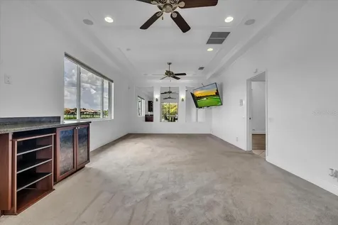 709 Country Meadows Way Bradenton FL 34212