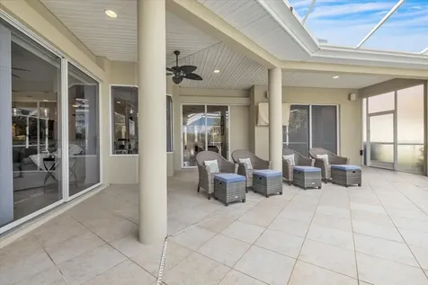 709 Country Meadows Way Bradenton FL 34212
