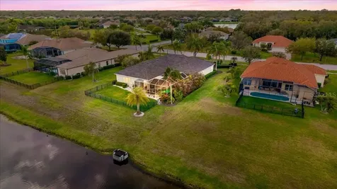 709 Country Meadows Way Bradenton FL 34212