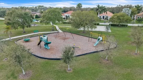 709 Country Meadows Way Bradenton FL 34212