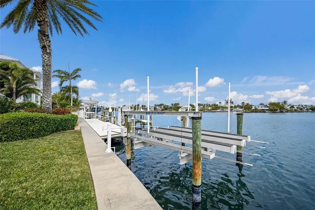 8321 Marina Drive Holmes Beach FL 34217