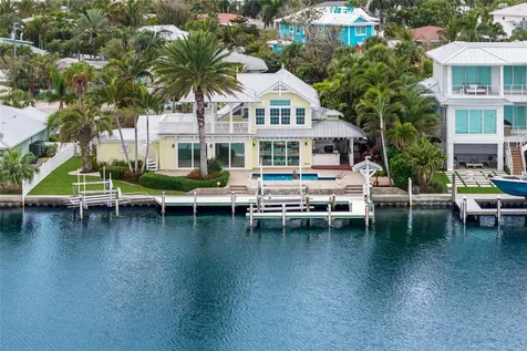 8321 Marina Drive Holmes Beach FL 34217