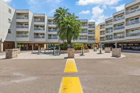 2506 N Rocky Point Drive Tampa FL 33607