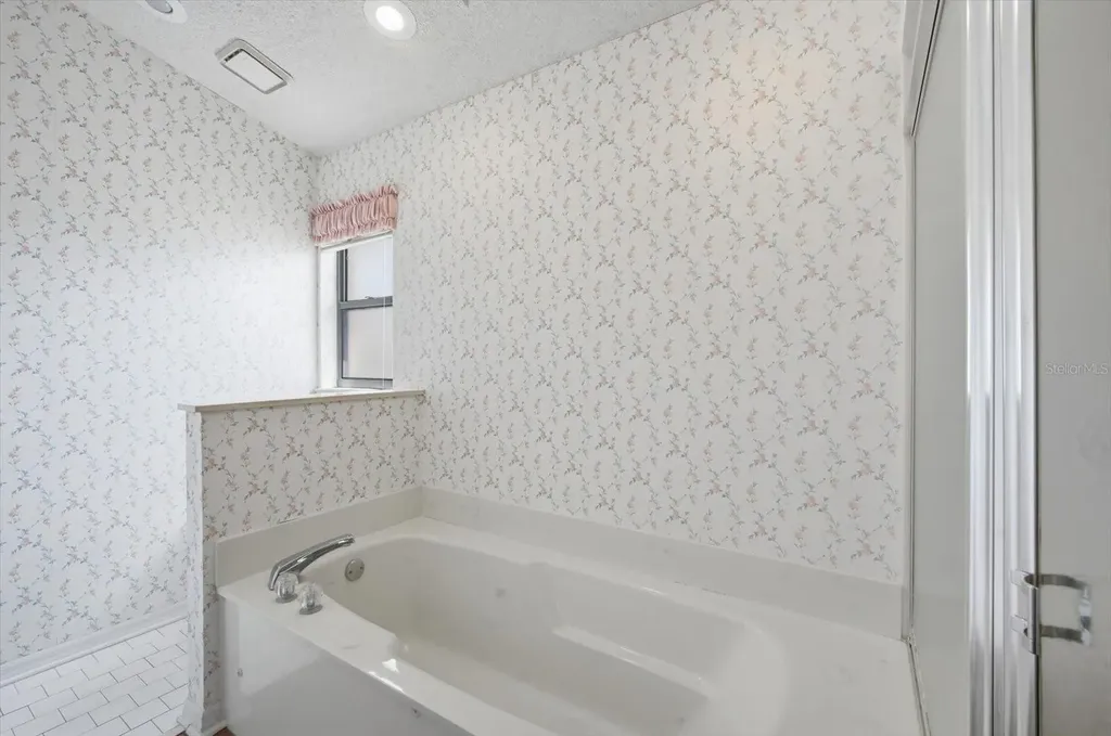 302 Northway Drive Sun City Center FL 33573