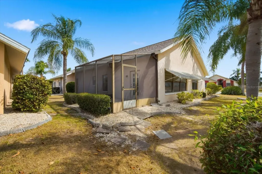 302 Northway Drive Sun City Center FL 33573