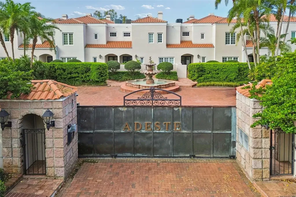 4951 Bayshore Boulevard Tampa FL 33611