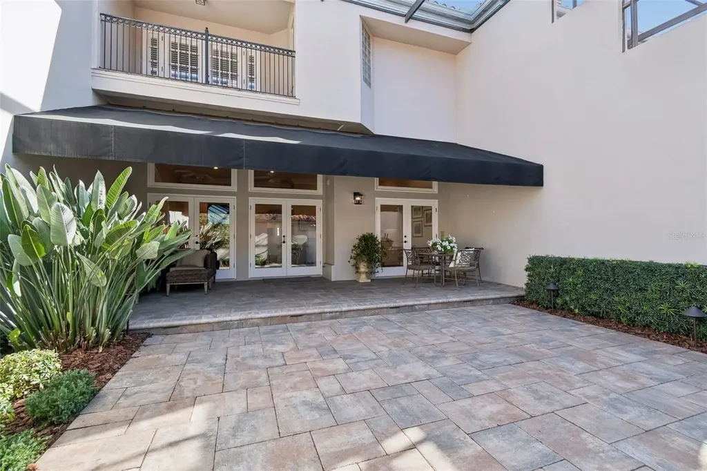 4951 Bayshore Boulevard Tampa FL 33611