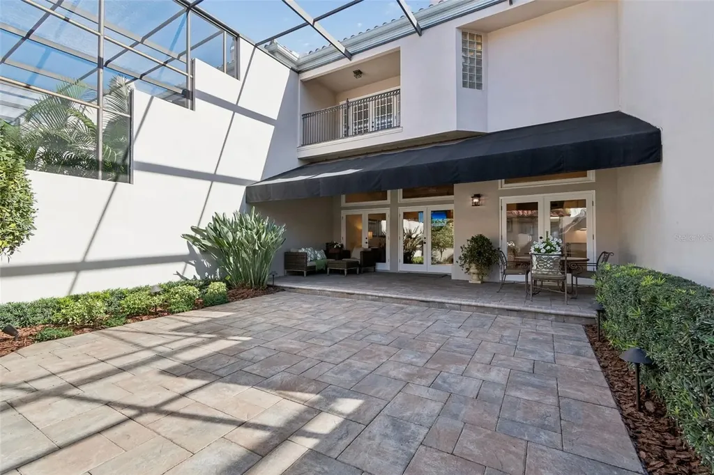 4951 Bayshore Boulevard Tampa FL 33611