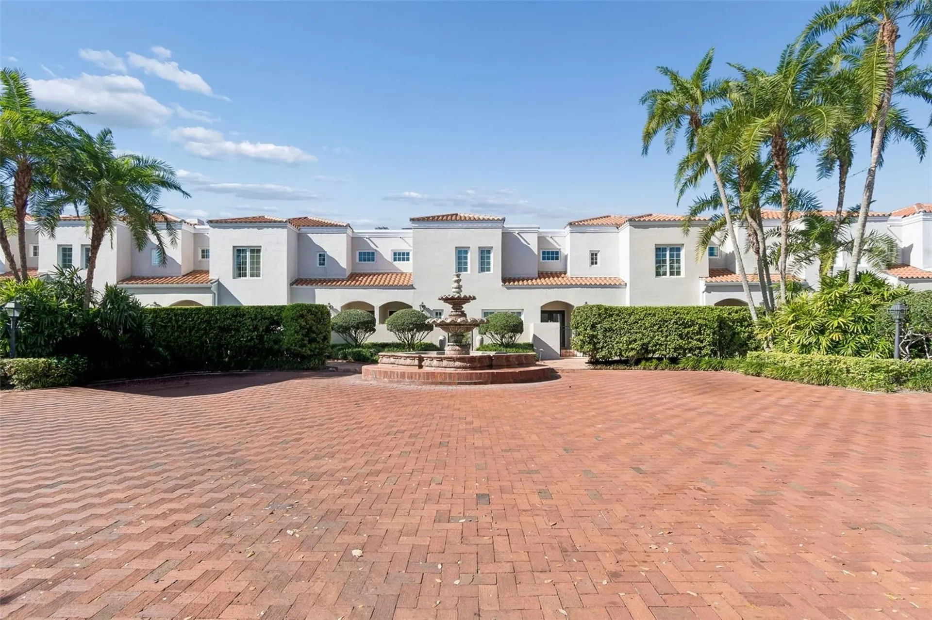 4951 Bayshore Boulevard Tampa FL 33611