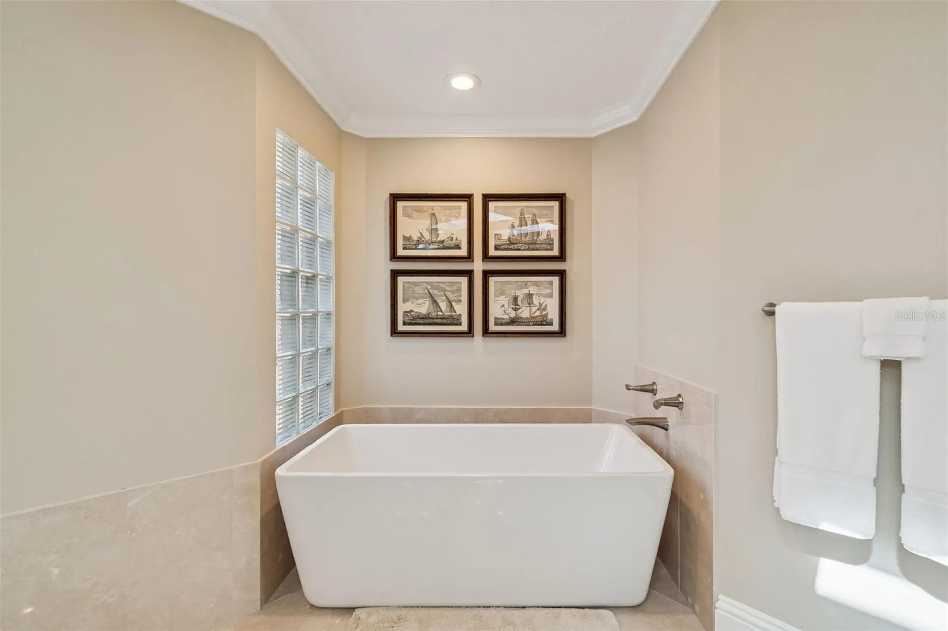 4951 Bayshore Boulevard Tampa FL 33611