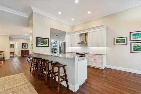 4951 Bayshore Boulevard Tampa FL 33611