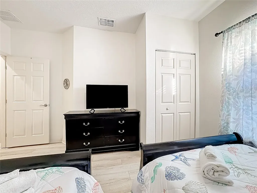 8986 Shine Drive Kissimmee FL 34747