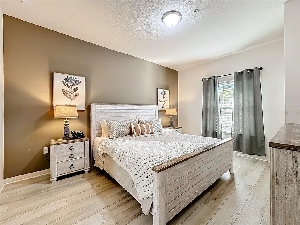8986 Shine Drive Kissimmee FL 34747