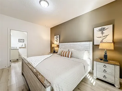 8986 Shine Drive Kissimmee FL 34747