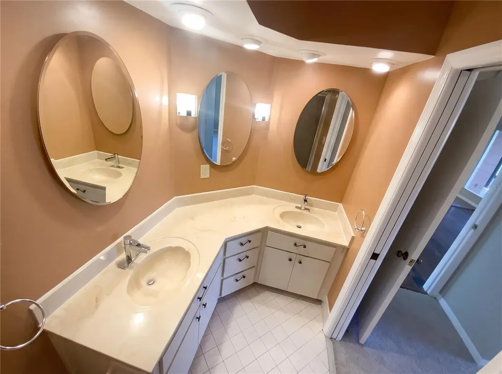 1610 N Dalary Point Crystal River FL 34429