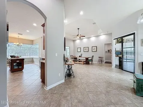 12124 Squeeze Avenue Brooksville FL 34614