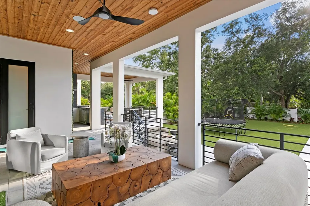 3007 S West Shore Boulevard Tampa FL 33629