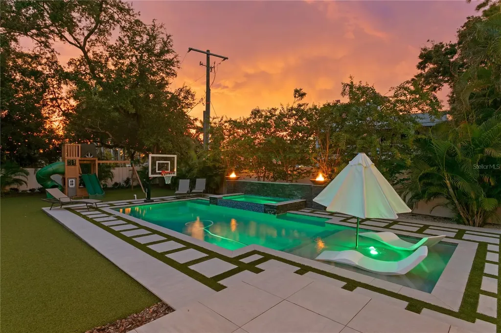 3007 S West Shore Boulevard Tampa FL 33629