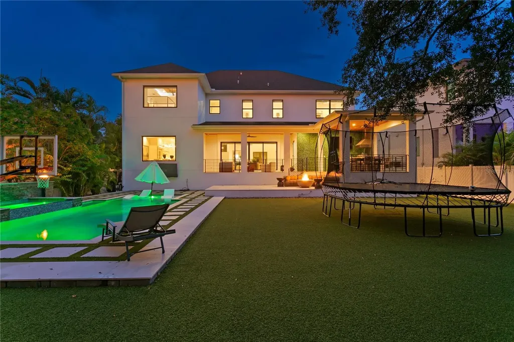 3007 S West Shore Boulevard Tampa FL 33629