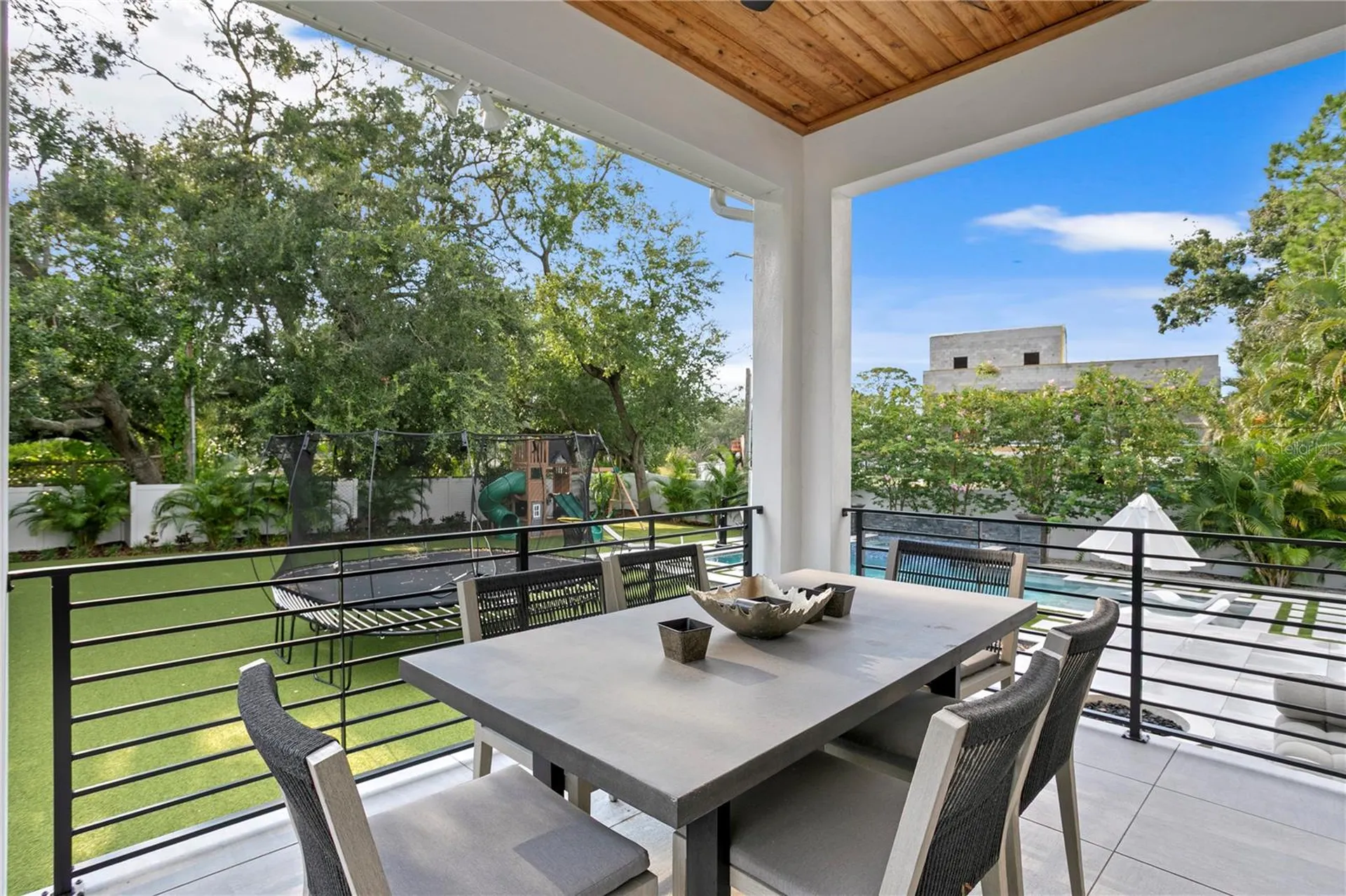 3007 S West Shore Boulevard Tampa FL 33629