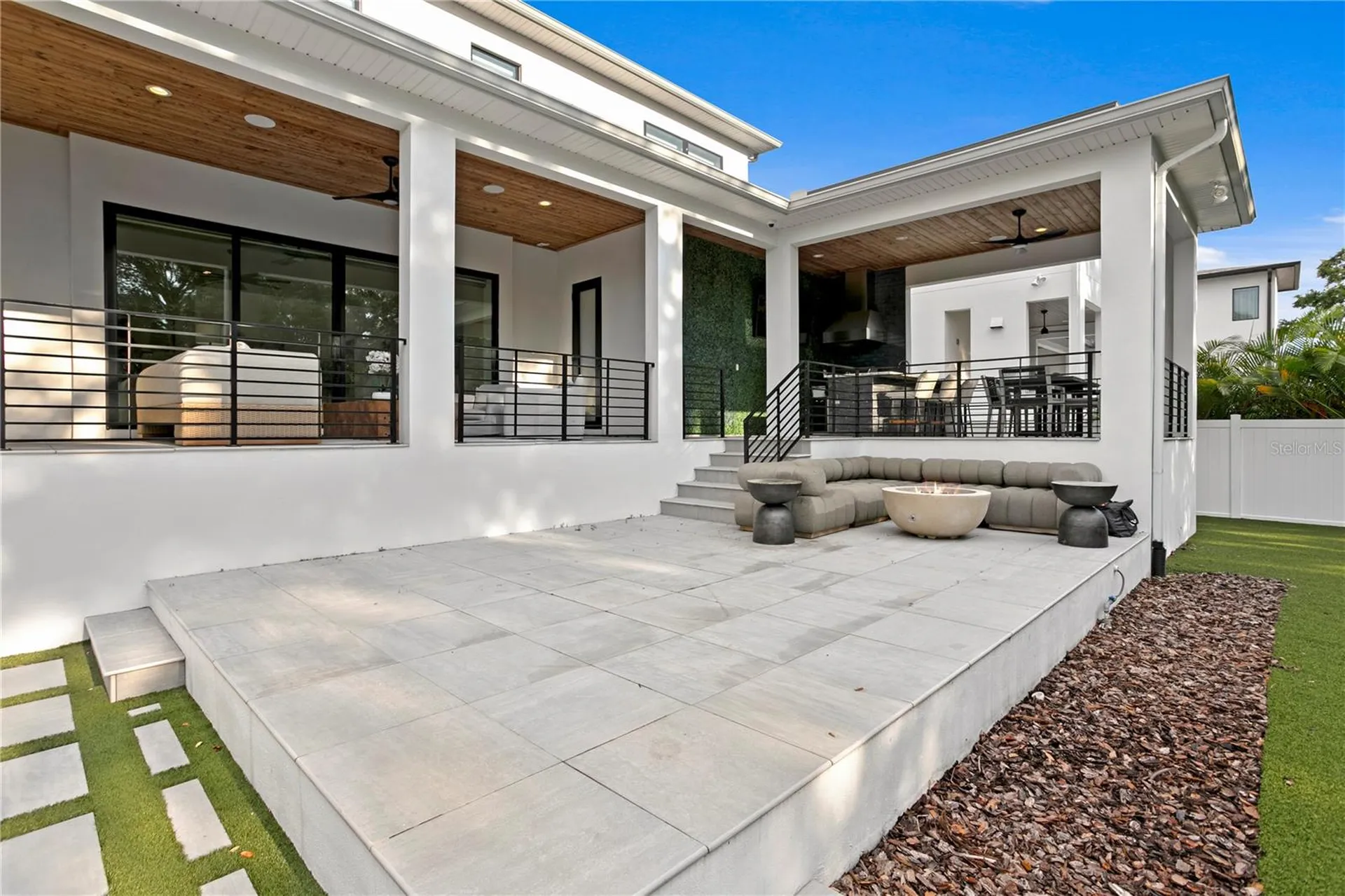 3007 S West Shore Boulevard Tampa FL 33629