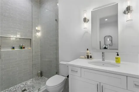 3007 S West Shore Boulevard Tampa FL 33629