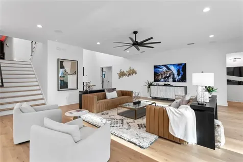 3007 S West Shore Boulevard Tampa FL 33629
