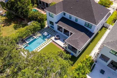 3007 S West Shore Boulevard Tampa FL 33629