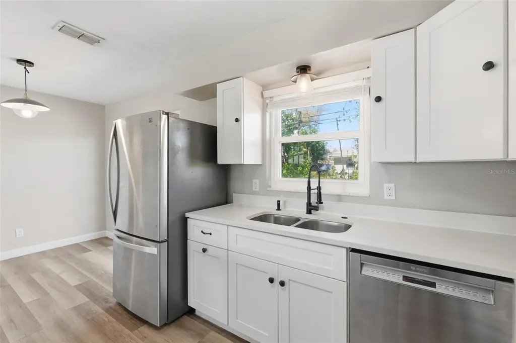 3951 Porpoise Drive SE St Petersburg FL 33705