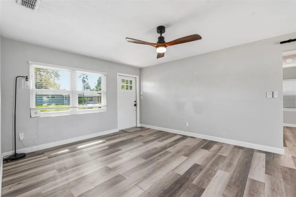 3951 Porpoise Drive SE St Petersburg FL 33705