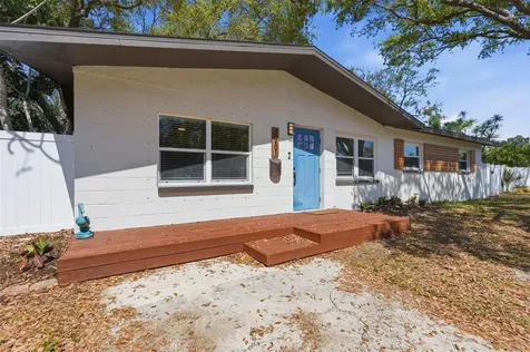 3951 Porpoise Drive SE St Petersburg FL 33705