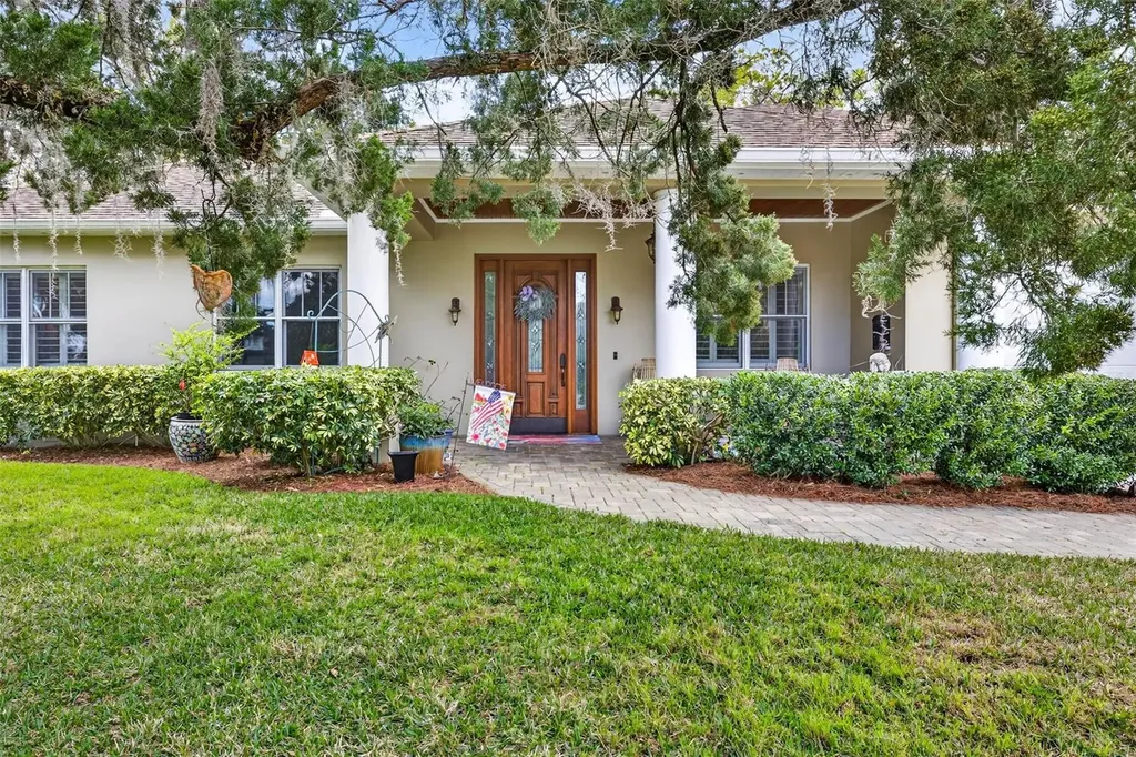 12010 Hardaman Place Tampa FL 33618