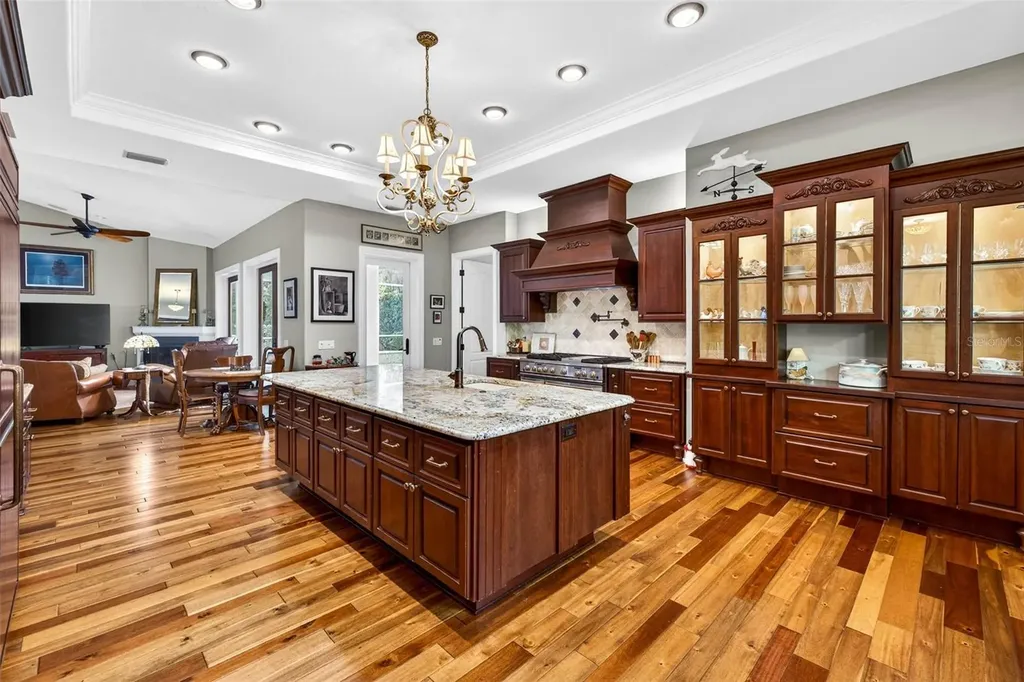 12010 Hardaman Place Tampa FL 33618