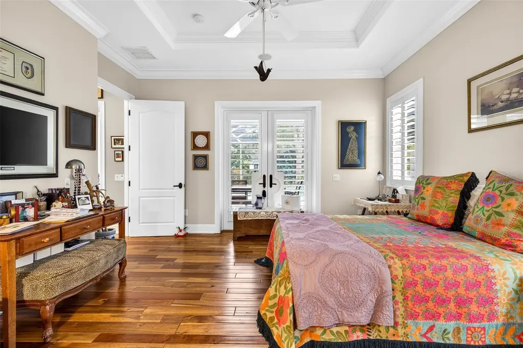 12010 Hardaman Place Tampa FL 33618