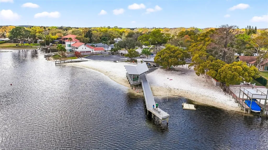 12010 Hardaman Place Tampa FL 33618