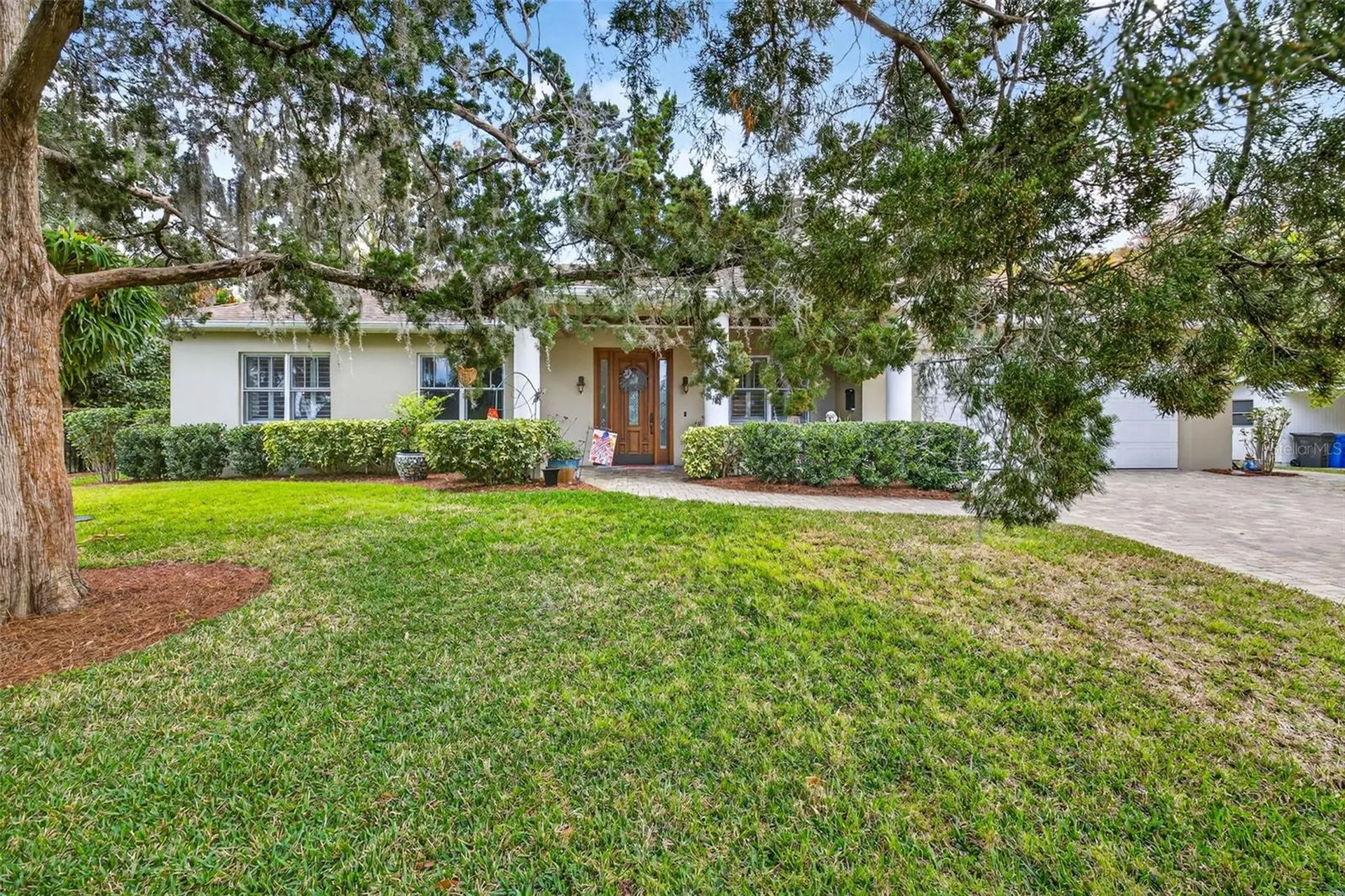 12010 Hardaman Place Tampa FL 33618
