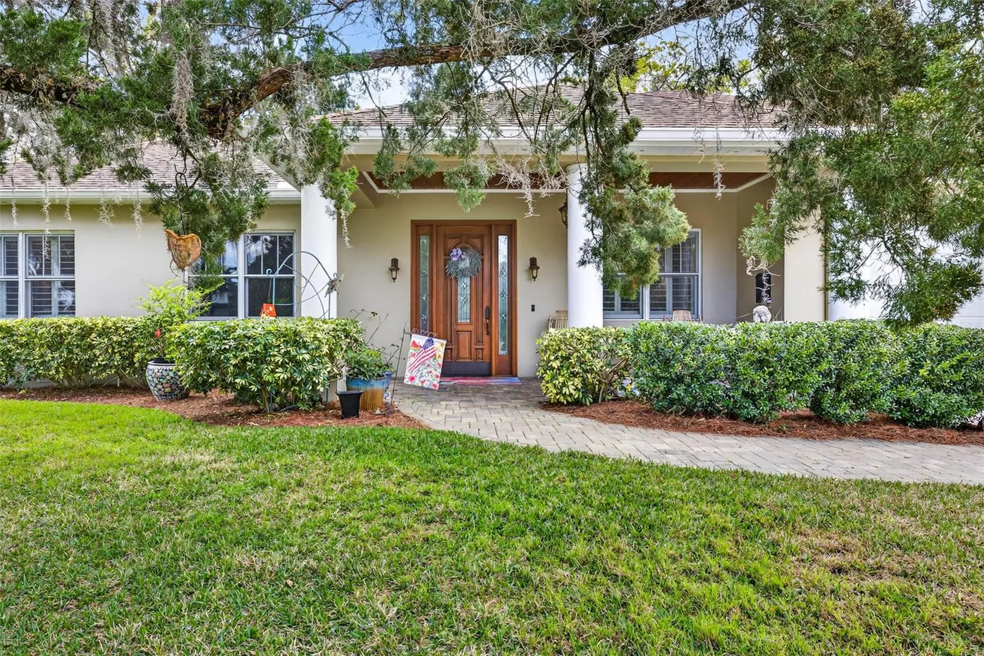 12010 Hardaman Place Tampa FL 33618