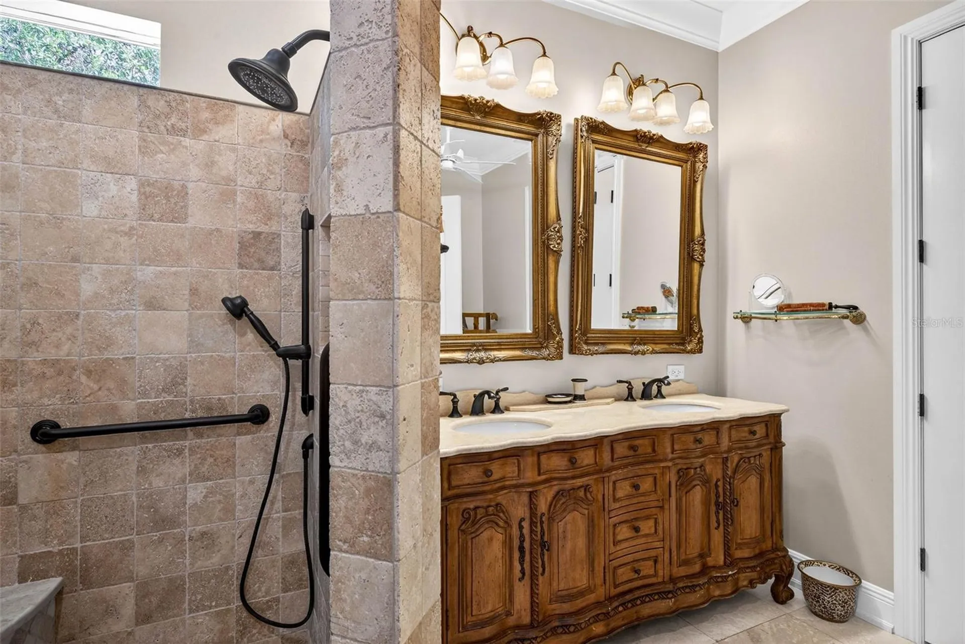 12010 Hardaman Place Tampa FL 33618
